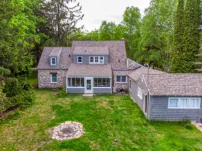 Manistique Stone Cottage by Simple Life Rentals - Image 5
