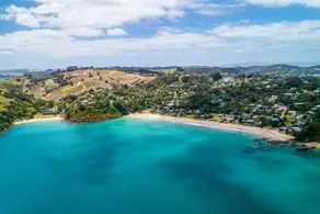 Beachside Apartment at Palm - Coast & Country - Image 2