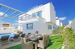 PARADISIA VILLA - Gåafstand til Ayia Napa Center - Image 4