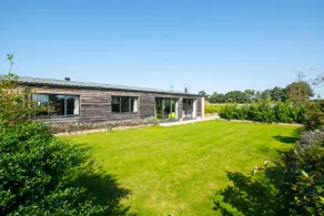 5 Bed in Briston oc-2305 - Image 5