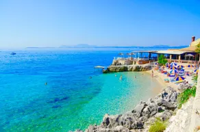 Vasilis Nissaki Luxury Holiday Home - Image 5