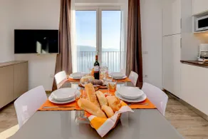 Orange house - Image 5