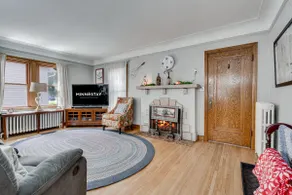 3 King Beds | Walk to 50th & France | Fenced Yard - Image 4