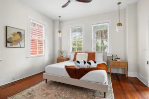 Chic Historic Victorian Duplex 2 Blocks To King - Image 5