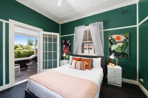 Court House Hideaway - Country Comfort in Town - Image 4