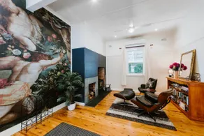 Court House Hideaway - Country Comfort in Town - Image 2