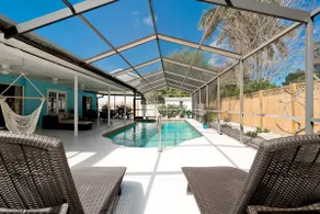 Summer Special! !Only 4 miles to AMI! Huge Pool! NEW Hot Tub! - Image 5