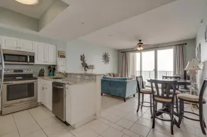 Gulf Front, Coastal Chic Condo with Endless Views, Seascape Resort - Image 3