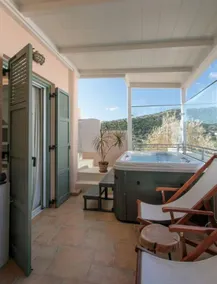 Naxos Chalkion Beautiful Detsis House with jacuzzi - Image 2