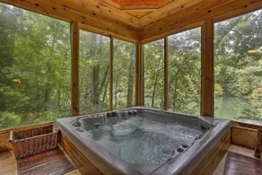Cherry Lake Lodge w/ Hot Tub, Fire Pit & Game Room - Image 2