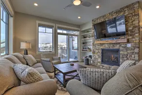 Newly Built Ski Condo w/ Hot Tub & Shuttle Access! - Image 4