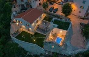 Villa Paola mit einem Dachpool in Zentralistrien - Image 3