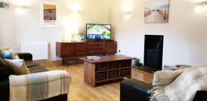 Hayloft House - Image 5