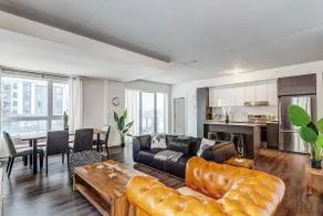 Suite w/ Skyline Views, BBQ Terrace & Billiards - Image 2