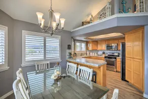 Ideally Located Ocean Escape Near Beach & Wineries - Image 3