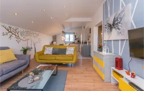 Pet Friendly Home In Tinj - Image 2