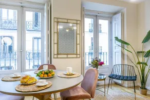 Luxury Belmont Puerta del Sol - Image 4
