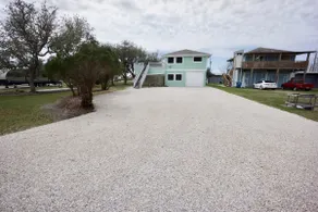 LEIKER HOUSE is in POC - Image 4