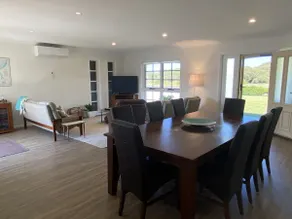 The 19th Green - Located near the golf course! Pet Friendly - Outside Only - Image 5