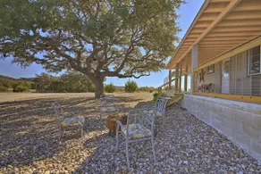 Updated Cabin w/ Fire Pit - 1 Mile From Downtown! - Image 3