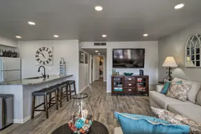 Lakefront Resort Living: Pool, Golf, Tennis & More - Image 5