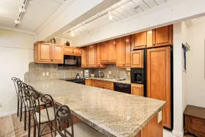 Escape this Weekend! Downtown Aspen, Great Rates - Image 3