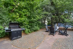 Charming Bungalow Next to CSU - Free Cruiser Bikes - Image 5