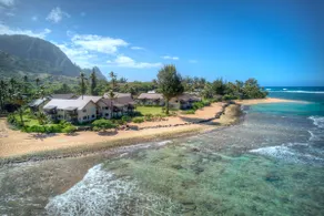 Seaside Escape: Views, Wi-Fi, Steps to the Sand - Image 2