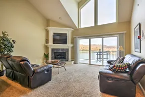 2 Pools! Group-Friendly Unit on Lake of the Ozarks - Image 5