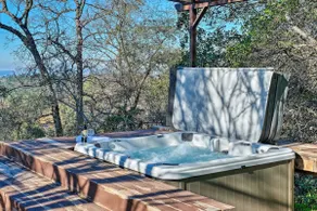Hot Tub & Mtn Views: Peaceful Columbia Retreat! - Image 4