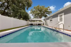 Beheizter Pool & Spielzimmer, Schlafmöglichkeiten für 14 | 10 Min zum Flughafen Tampa & Stadion - Image 2