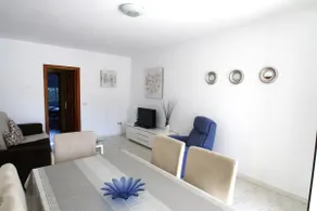 Voll ausgestattete charmante Wohnung mit Terrasse, Grill und Pool | Nah am Strand | Haustiere erlaubt - Image 3