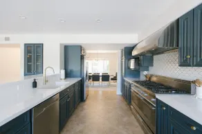 Lincoln Glow | Paradise Valley w/ Pool, Spa, Billiards, Airstream & Putting Green - Image 4