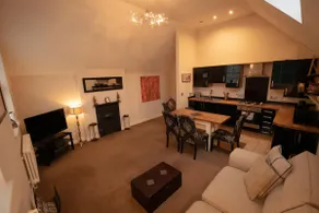 Centrally located modern apartment in Llandudno - Image 3
