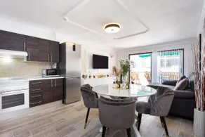 Medano Downtown Apartment - Image 2