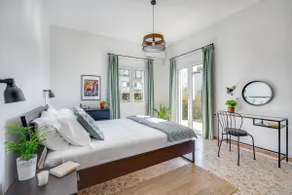 Sea City and Mountain View Apartment - Image 4