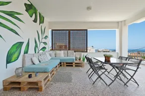 Sea City and Mountain View Apartment - Image 5