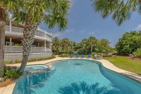 Luxus Haus am Meer mit Pool, Gästehaus, Tiki Bar und direktem Zugang zum Strand - Image 2