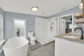 Luxury Bathroom Home with Game Room 25 Mins to PCB - Image 3