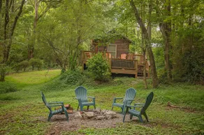 Gabriele Luxury Pondside Cabin w/ Hot Tub, Firepit - Image 5