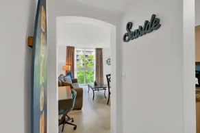 Relaxing Condo Hotel In The Grove, Free Parking - Image 4