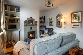 White O'Morn, quaint cottage in Conwy, North Wales - Image 3