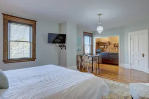 Romantic Getaway w/ King Bed in Historic Lunenburg - Image 3