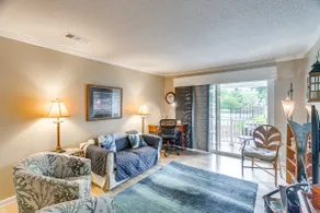Resort-Style Condo in St Simons ~ 1 Mi to Pier! - Image 3