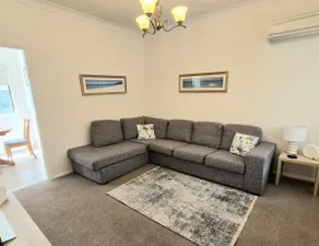 Shamrose Cottage - Huskission - Image 4
