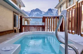 Escape to the Rockies: Scenic Views & Hot Tub - Image 2