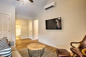 Walk to Main Street Eats: Remodeled Saluda Apt - Image 4