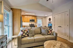Walk to Main Street Eats: Remodeled Saluda Apt - Image 5