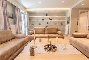 Luxurious apartment in Acropolis - Image 2