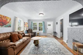 Pet Friendly, Fenced Backyard, Washer and Dryer - Image 4